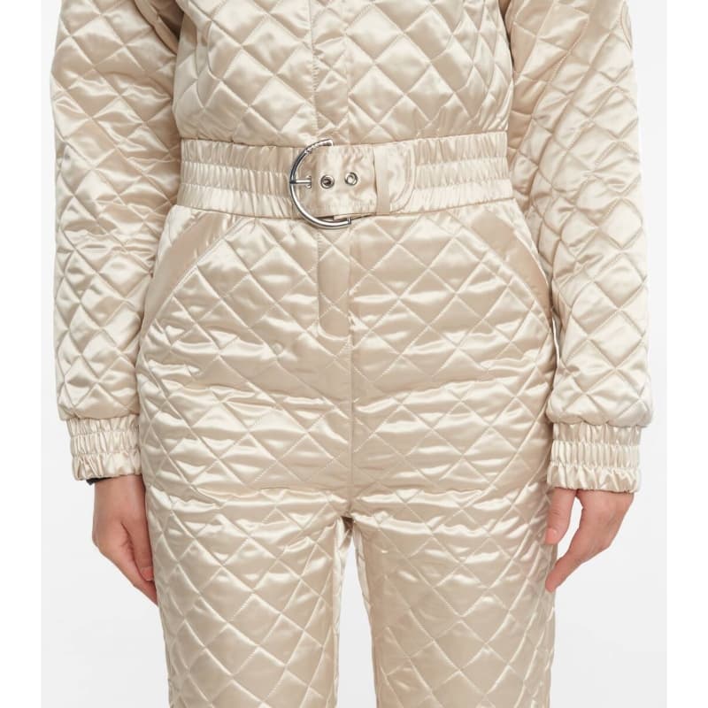 アウトドアファッション キルティング素材のスノーワンピース