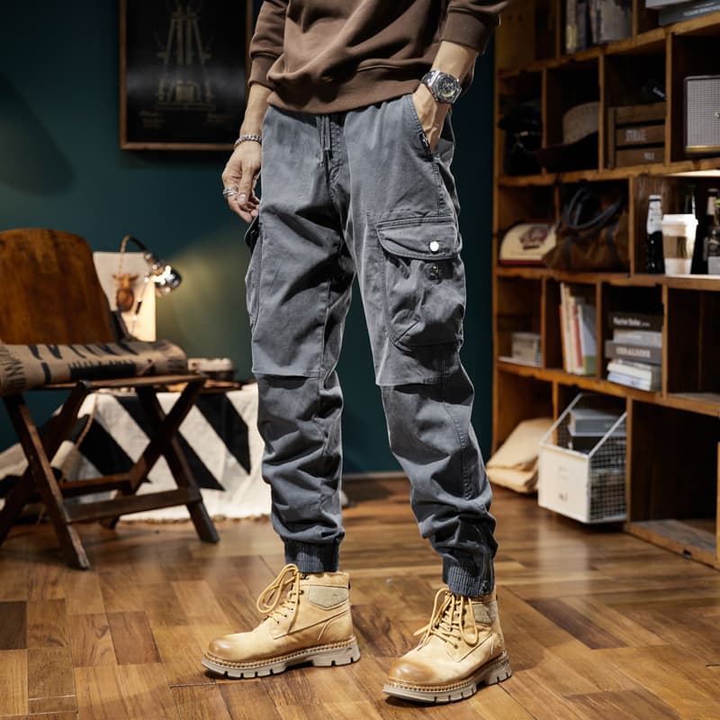 アウトドアファッション 機能性ポケット付きジョガーパンツ