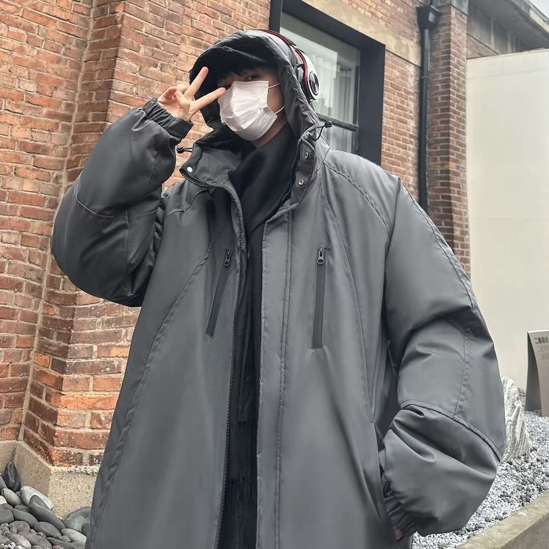 アウトドアファッション ゆったり防寒 アウトドアダウンジャケット