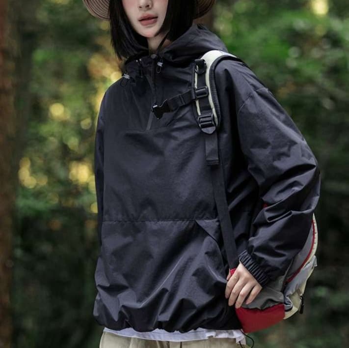 アウトドアファッション しなやかプルオーバーアノラック