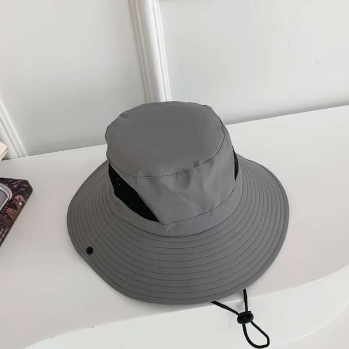 アウトドアファッション 速乾メッシュ付き つば広 サファリハット