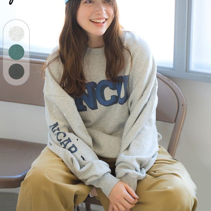 アウトドアファッション ゆったりロゴスウェットシャツ