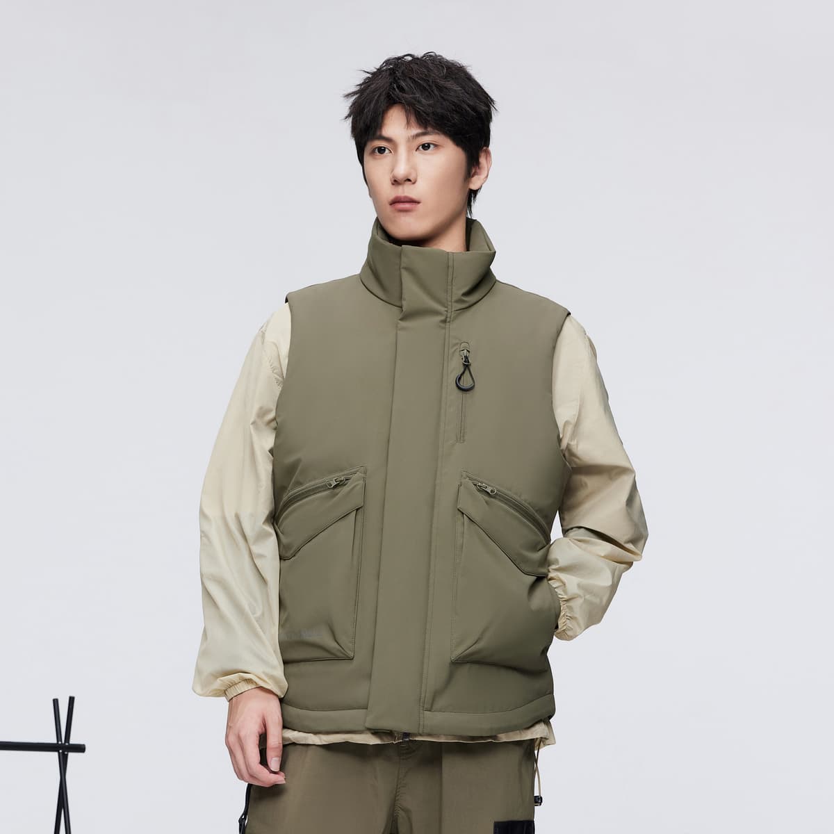 アウトドアファッション アウトドア機能性ベスト着回しコーデ