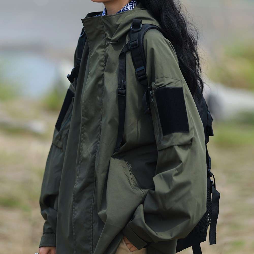 アウトドアファッション ソフトシルエット アウトドアパーカー