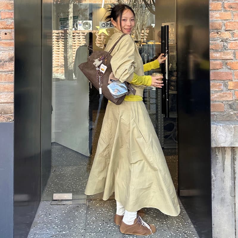 アウトドアファッション フレアロング丈ワンピース アウトドアスタイル