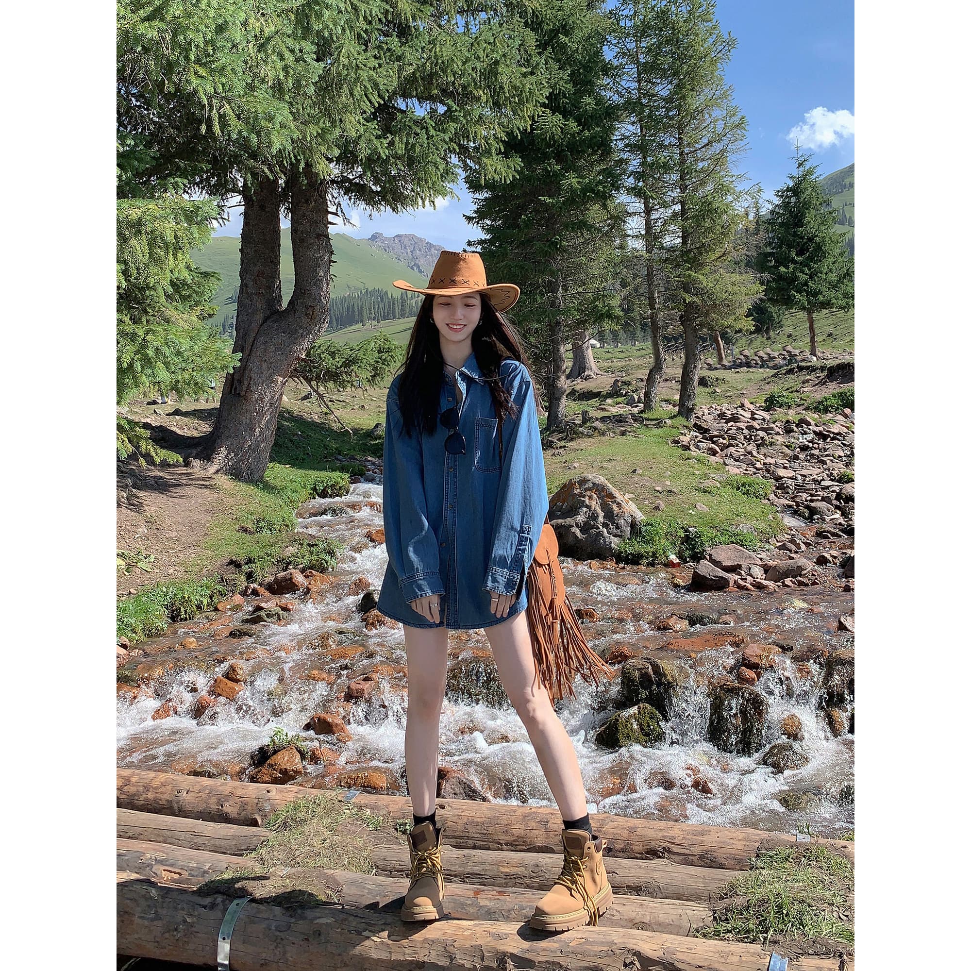 アウトドアファッション 山歩きデニムシャツワンピース