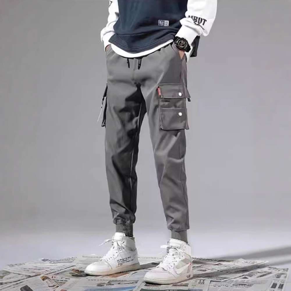 アウトドアファッション 機能性カーゴジョガーパンツ