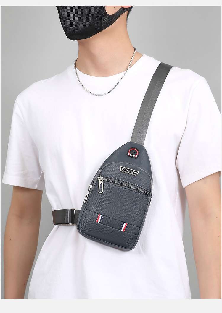 アウトドアファッション コンパクト斜め掛けボディバッグ