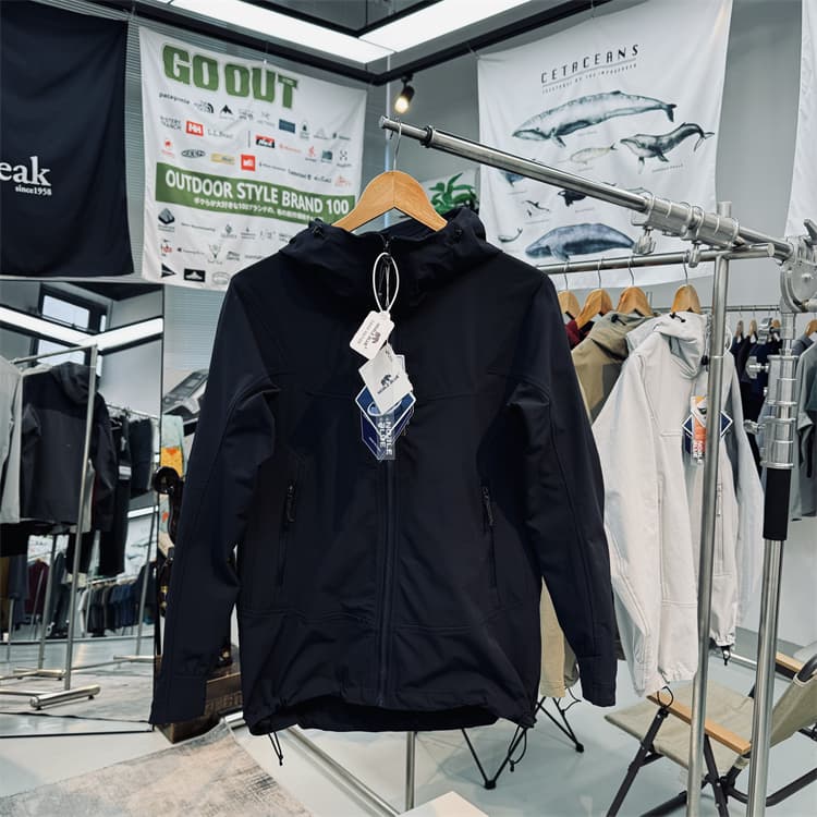 アウトドアファッション 防水機能付き山岳トレッキングパーカー