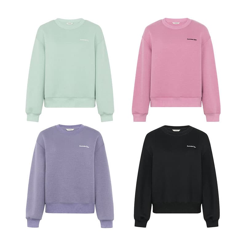 アウトドアファッション シンプル素材スウェット