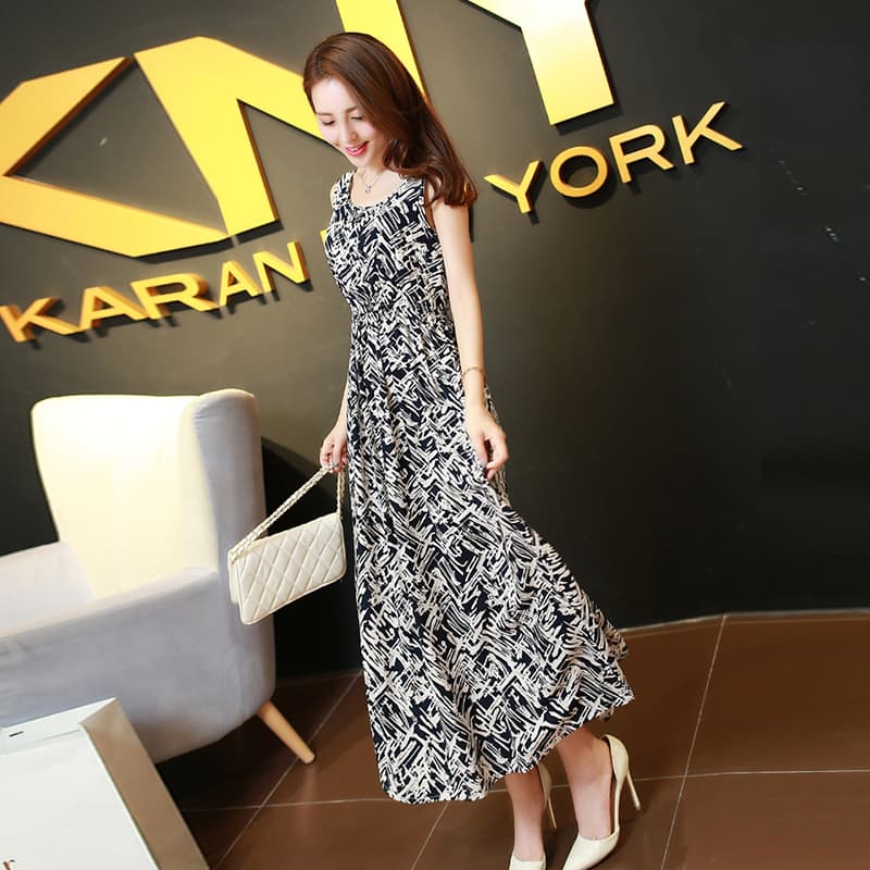 アウトドアファッション 幾何学模様のマキシワンピース