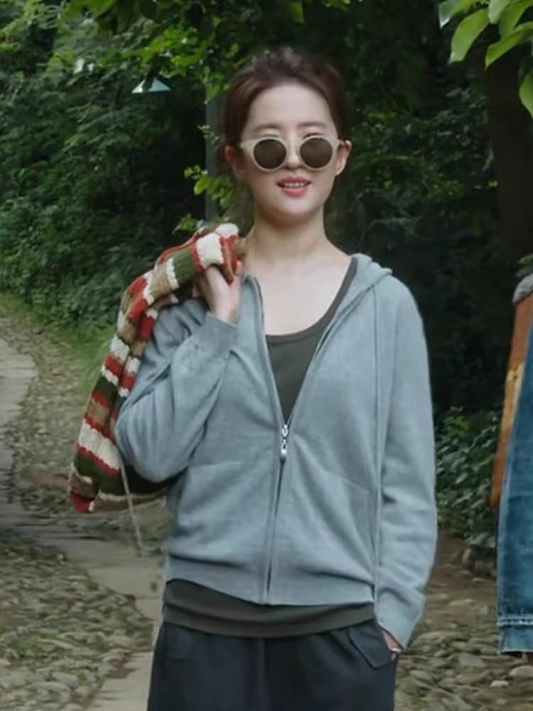 アウトドアファッション くつろぎルーズフーディー