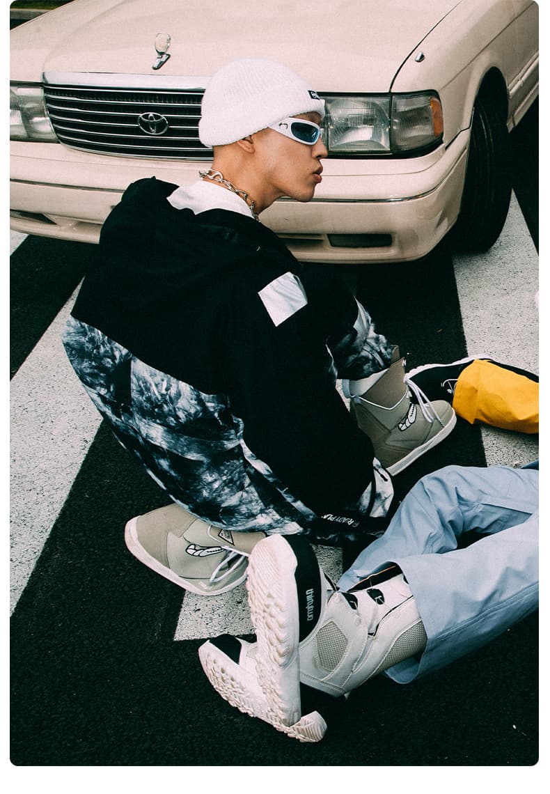 アウトドアファッション 雪山モードタイダイ柄セットアップ