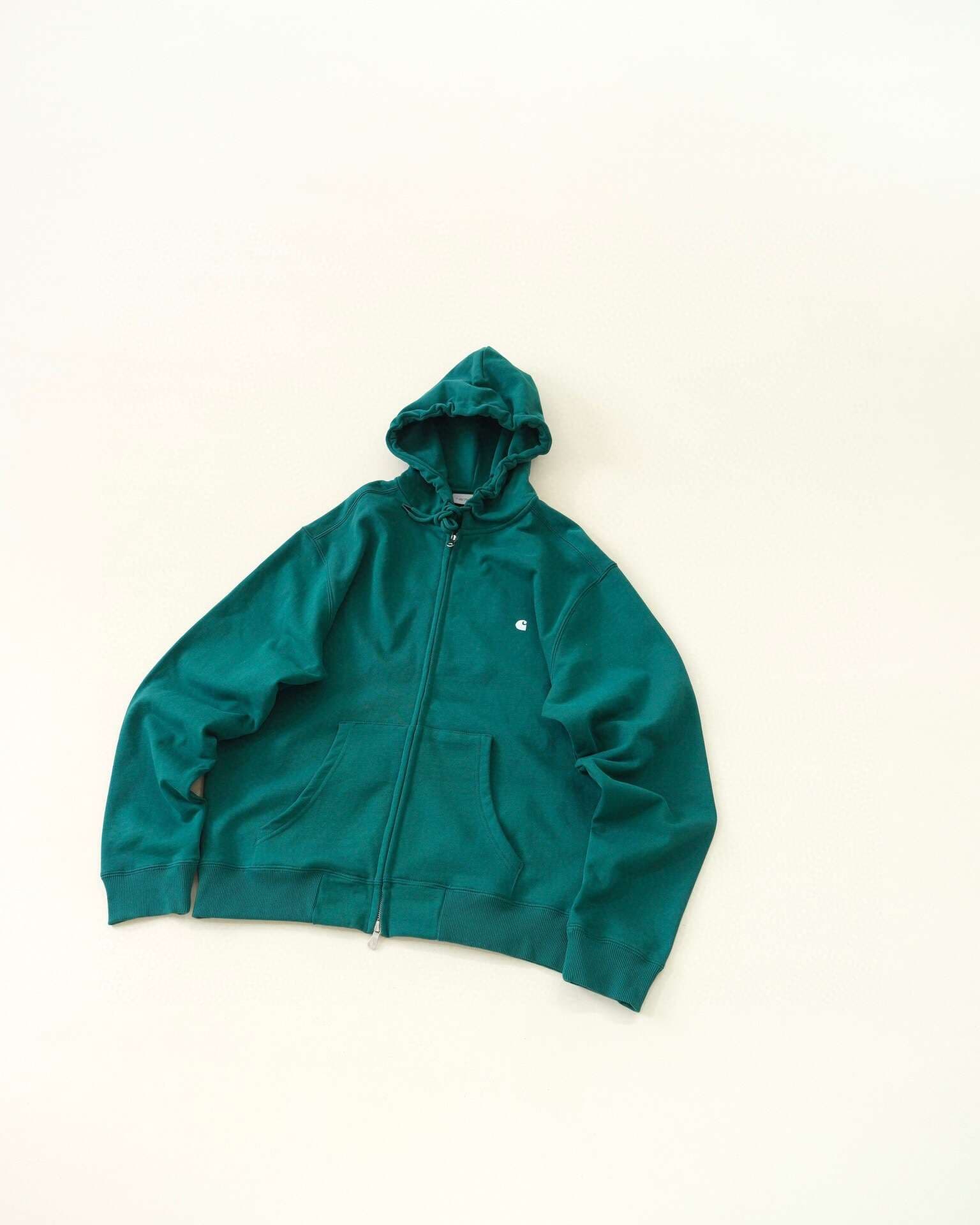 アウトドアファッション ジップアップロングパーカー体型カバー