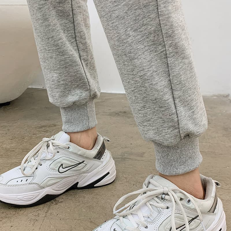 アウトドアファッション リラックスジョガーパンツ