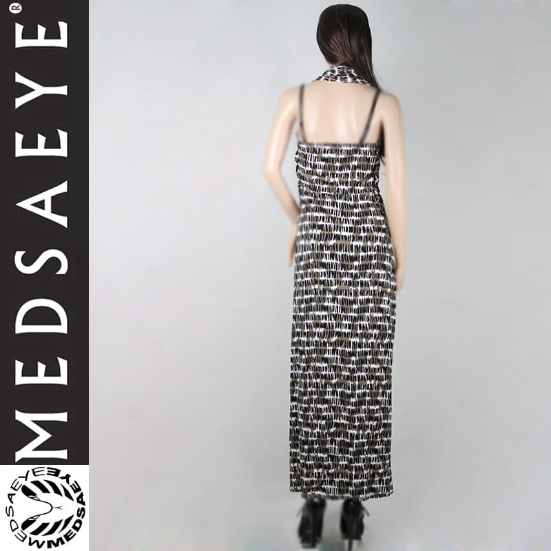 アウトドアファッション ゆったりマキシ丈ワンピース 夏山リゾート