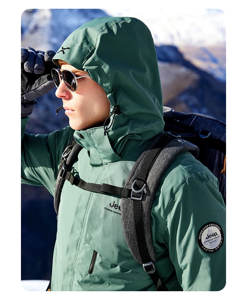 アウトドアファッション 冬山仕様 多機能防寒ジャケット