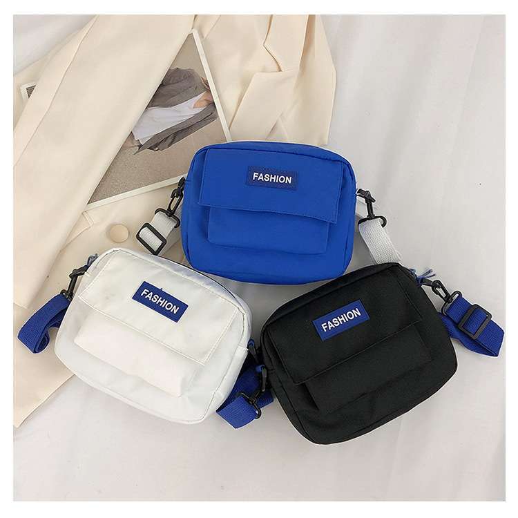 アウトドアファッション スポーティーミニショルダーバッグ