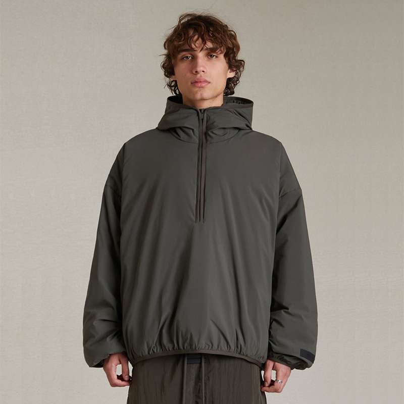 アウトドアファッション 生成です