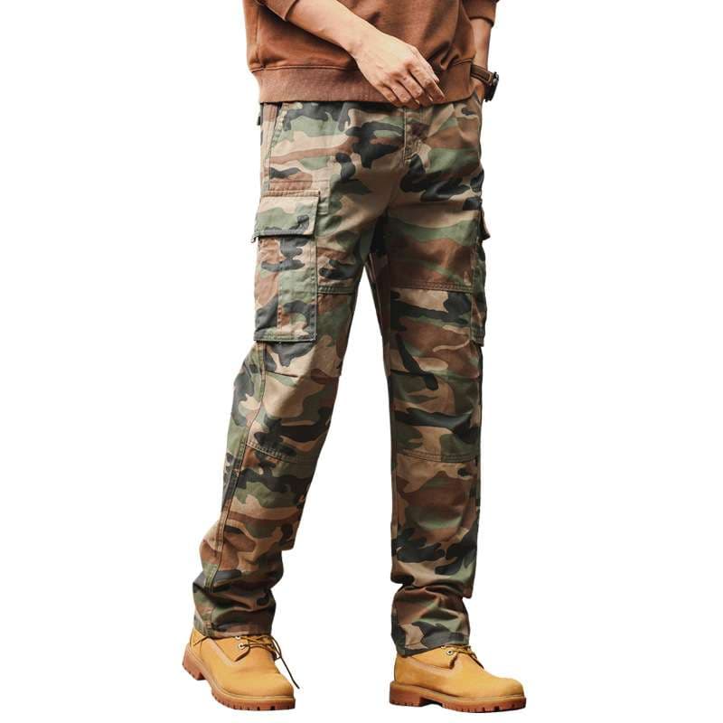 アウトドアファッション ミリタリー風カーゴパンツ