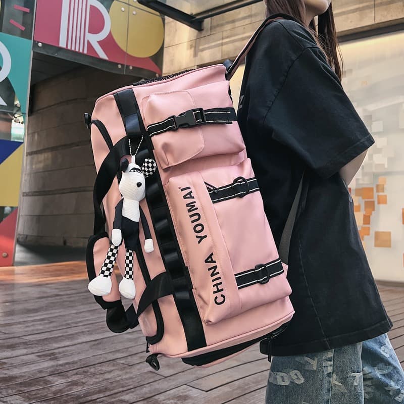 アウトドアファッション 機能性抜群 多収納キャンプバッグ