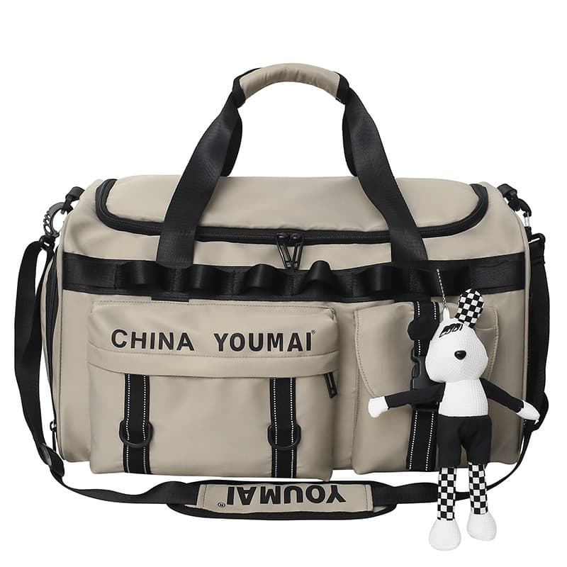 アウトドアファッション 機能性抜群 多収納キャンプバッグ