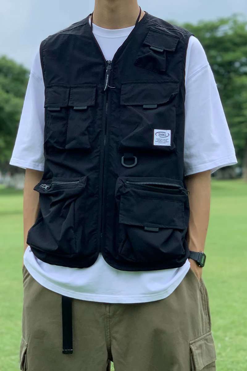 アウトドアファッション ミリタリー調マルチポケットベスト