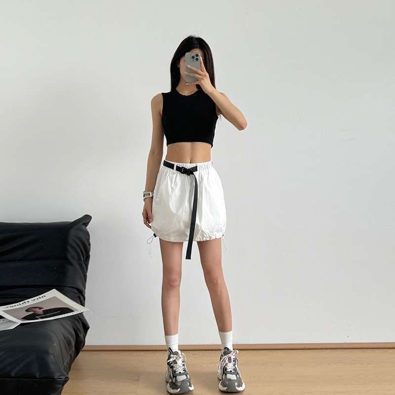 アウトドアファッション 軽量バルーンショートパンツ