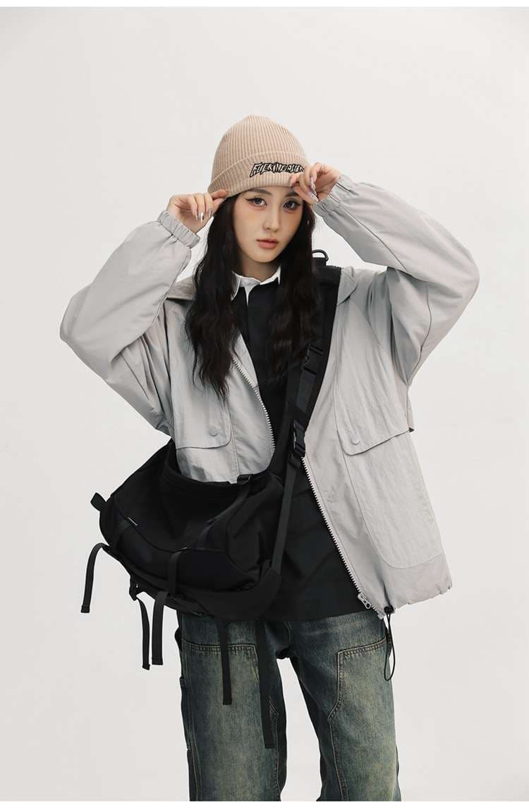 アウトドアファッション マルチカーゴストラップザック