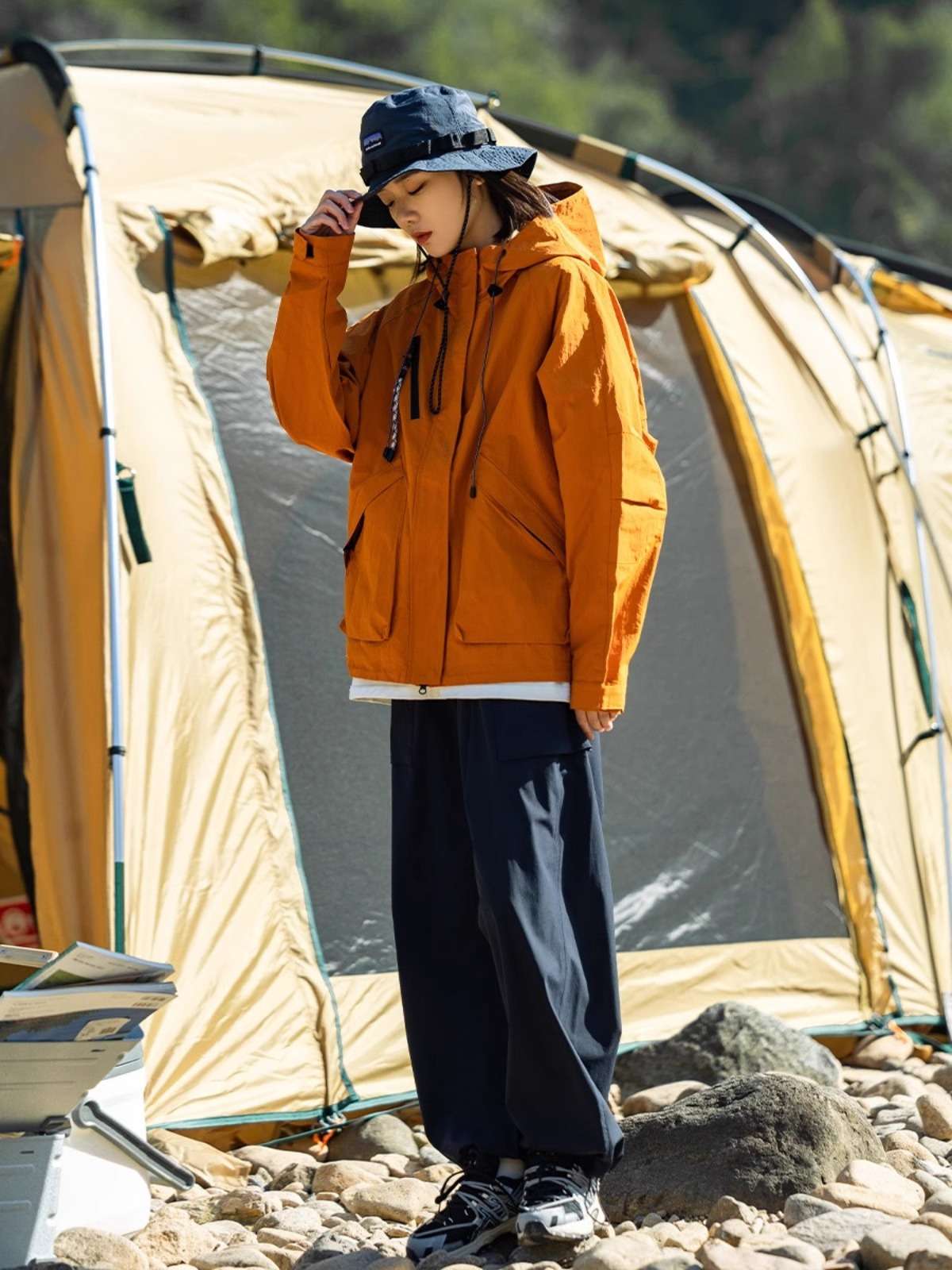 アウトドアファッション アウトドア機能性フード付きジャケット