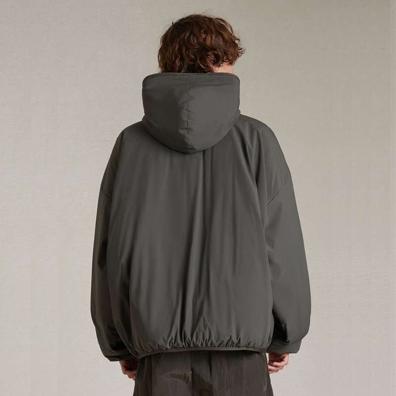 アウトドアファッション 生成です