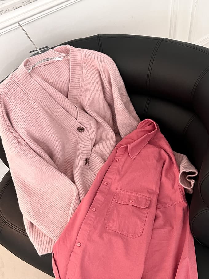 アウトドアファッション ゆるふわニットカーディガン