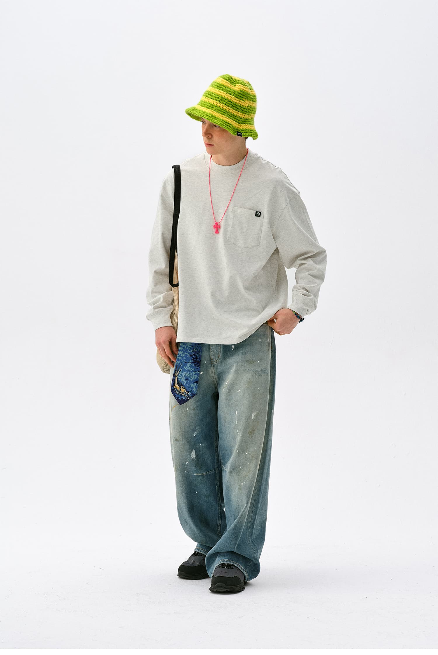 アウトドアファッション アウトドア風ゆったりスウェット