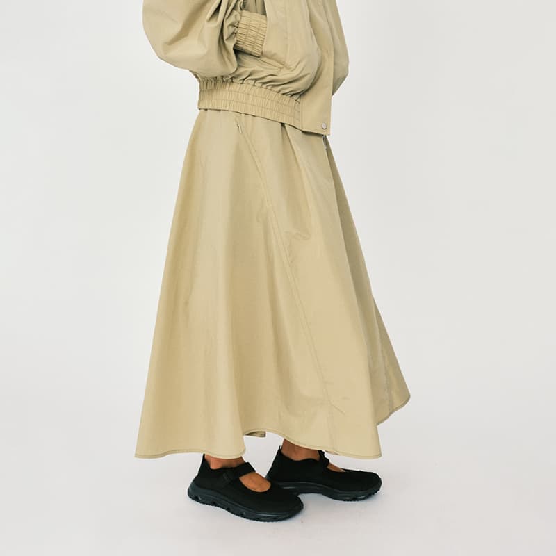 アウトドアファッション フレアロング丈ワンピース アウトドアスタイル