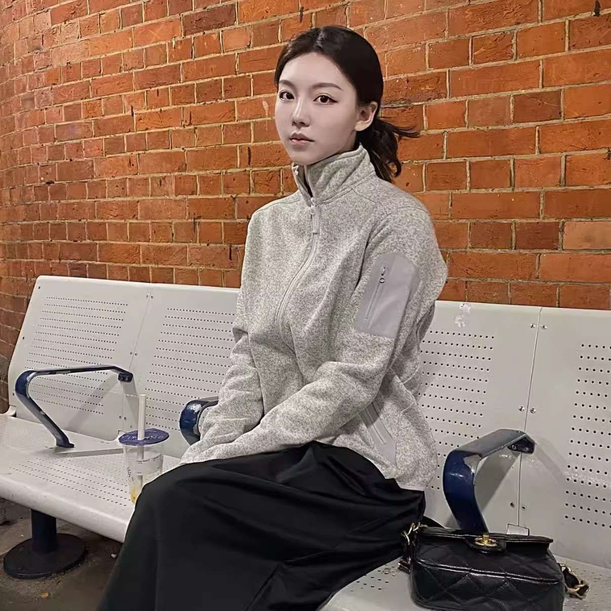 アウトドアファッション ふんわり温かスウェットジャケット