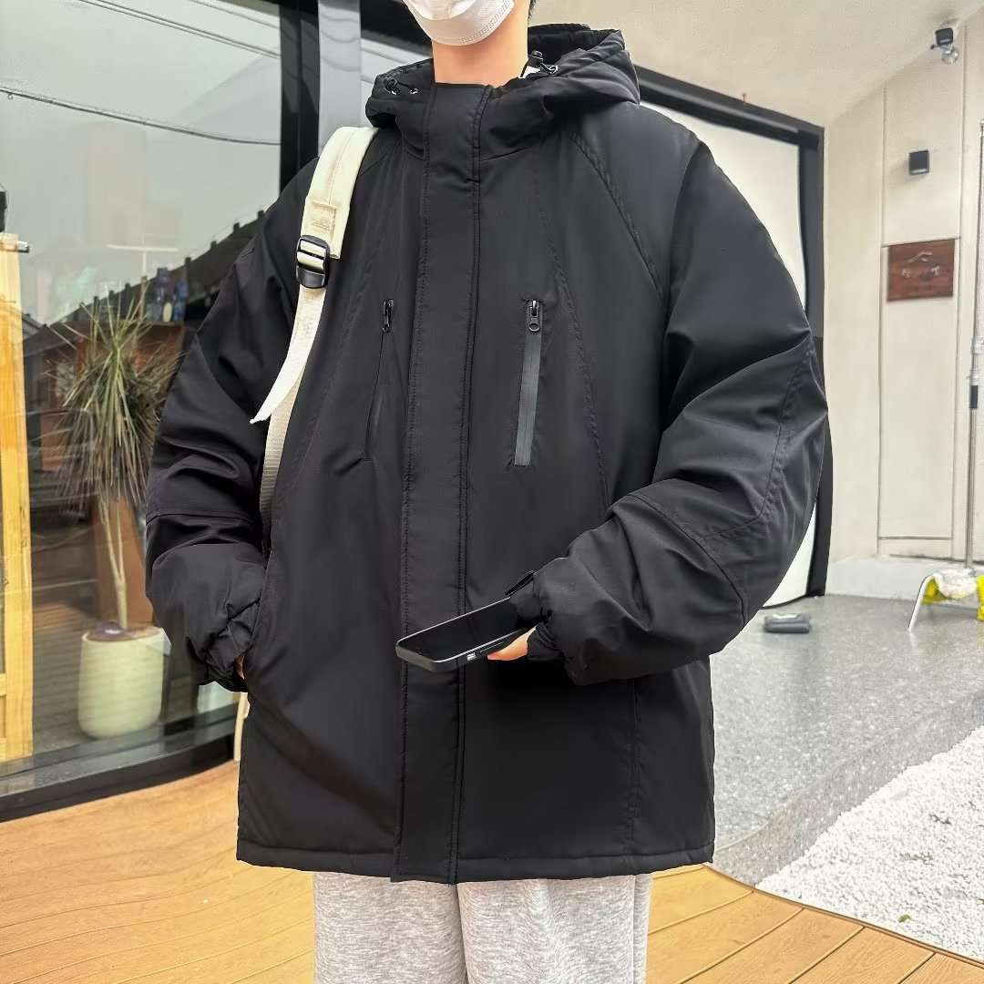 アウトドアファッション ゆったり防寒 アウトドアダウンジャケット