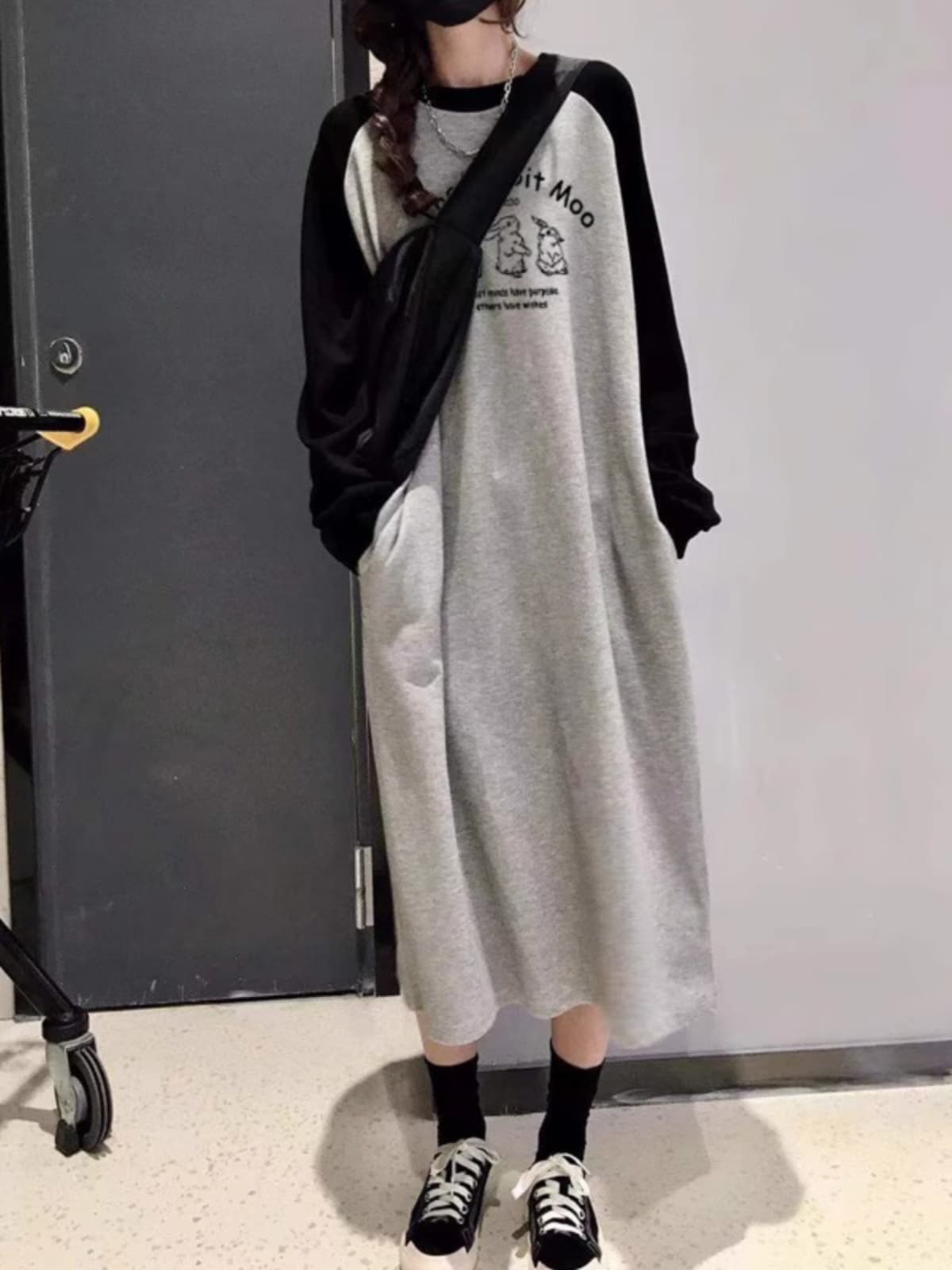 アウトドアファッション ゆったりラグラン切替ワンピース