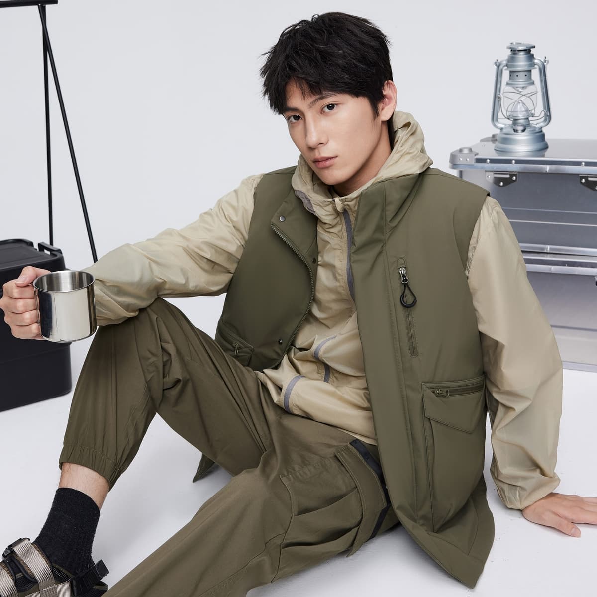 アウトドアファッション アウトドア機能性ベスト着回しコーデ