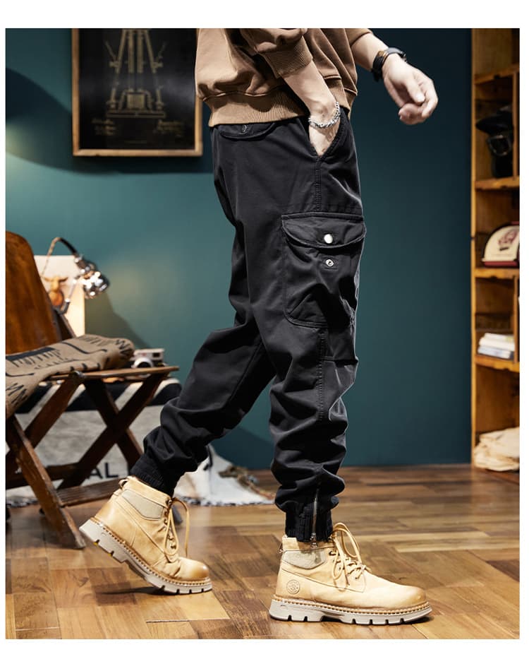 アウトドアファッション 機能性ポケット付きジョガーパンツ